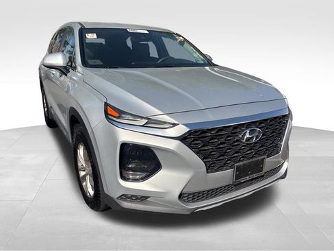 Used 2020 Hyundai Santa Fe SE FWD image 5