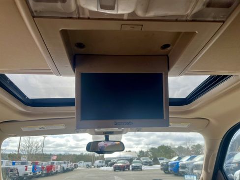 Used 2012 Chevrolet Tahoe LTZ image 23