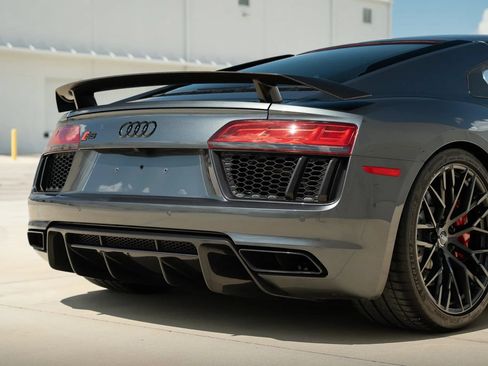 Used 2018 Audi R8 V10 RWD image 82