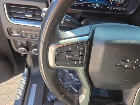 Used 2022 Chevrolet Tahoe Z71 w/ Luxury Package image 9