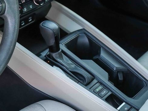 Certified 2023 Honda Accord EX image 21