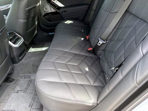 New 2025 BMW 760i xDrive AWD/4WD image 12