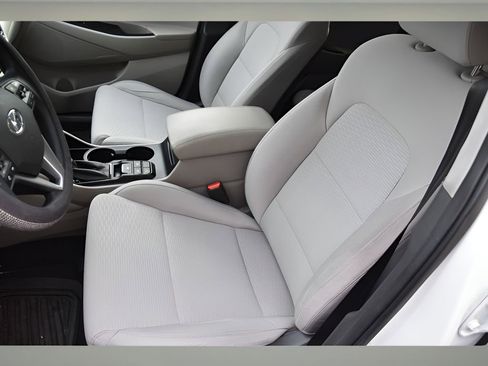 Used 2019 Hyundai Tucson SEL image 13