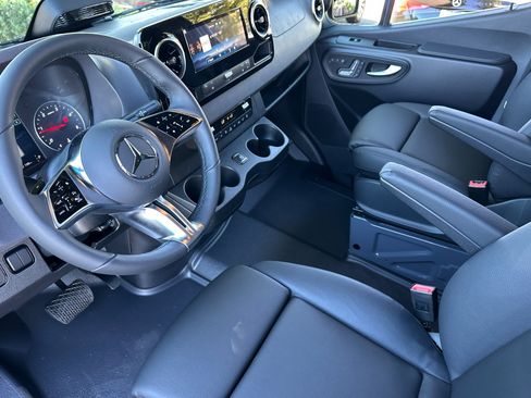 New 2026 Mercedes-Benz Sprinter 2500 image 10