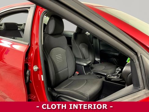 Used 2019 Kia Forte S FWD image 28