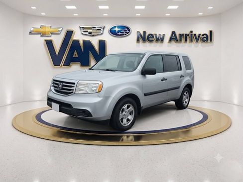 Used 2015 Honda Pilot LX image 1