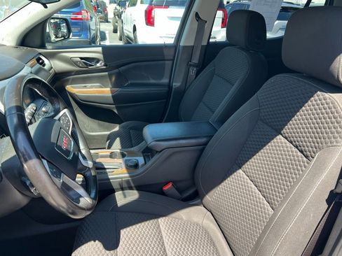 Used 2019 GMC Acadia SLE AWD/4WD image 4