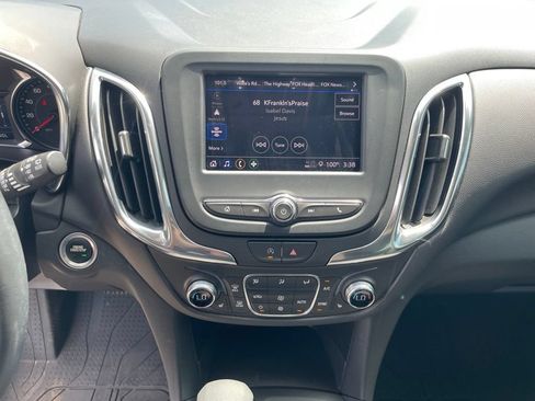 Used 2024 Chevrolet Equinox LT FWD image 23