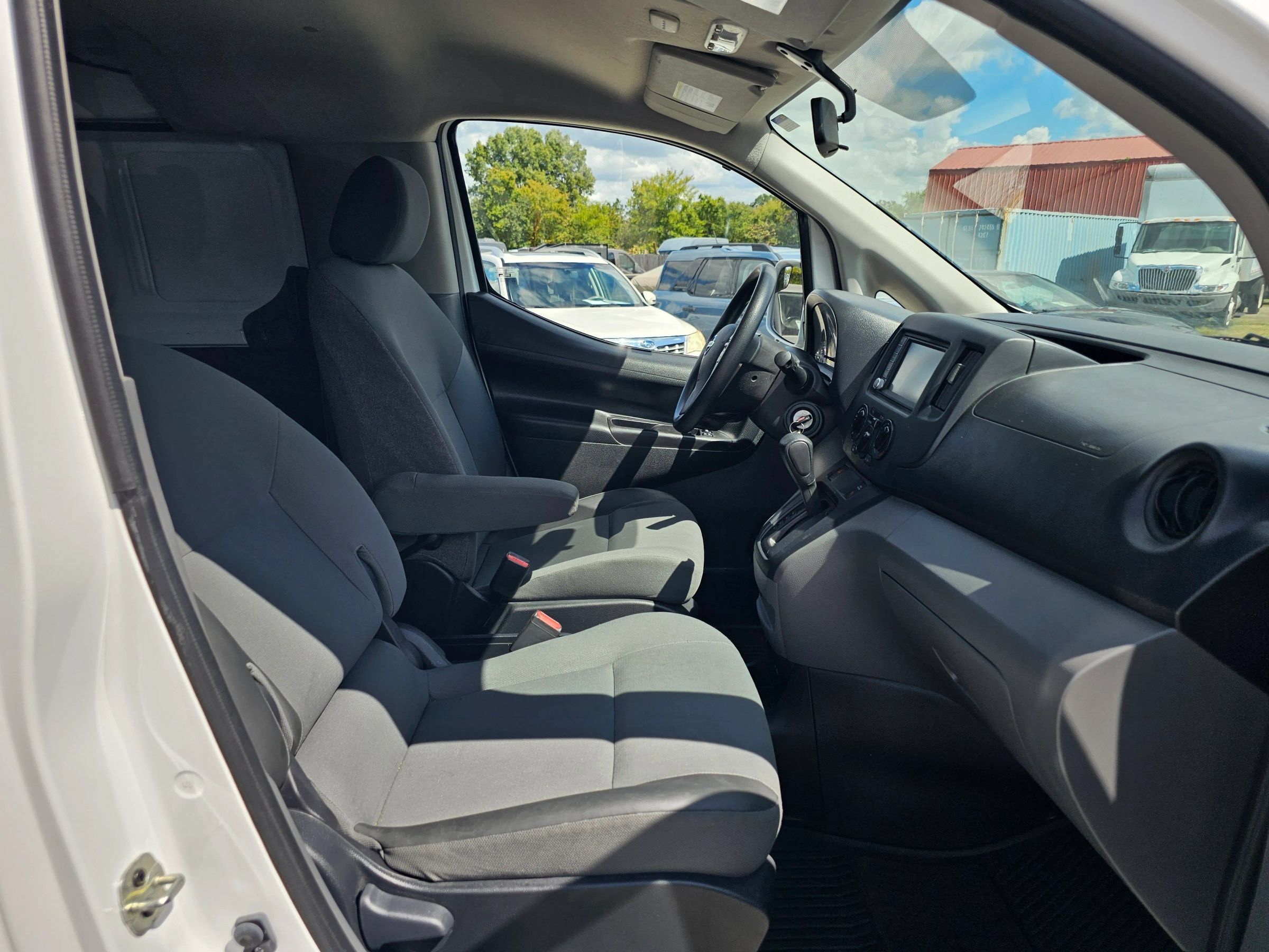 Used 2021 Nissan NV200 SV w/ Back Door Glass Package FWD image 5