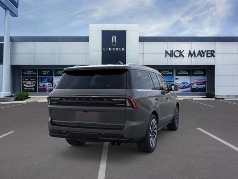 New 2025 Lincoln Navigator Black Label image 8