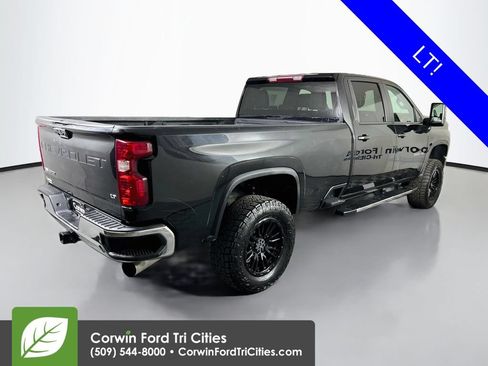 Used 2023 Chevrolet Silverado 3500 LT AWD/4WD image 14