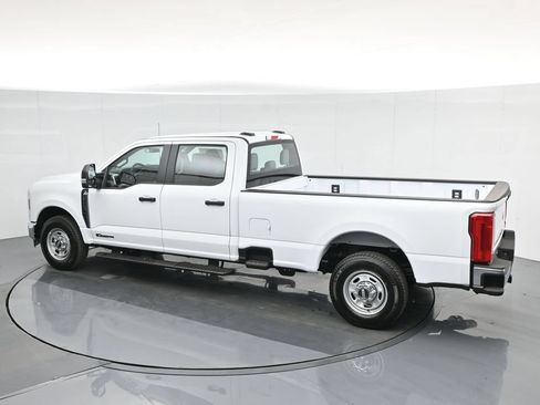 New 2026 Ford F350 XL w/ XL Chrome Package RWD image 43