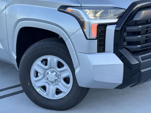 New 2026 Toyota Tundra SR image 10