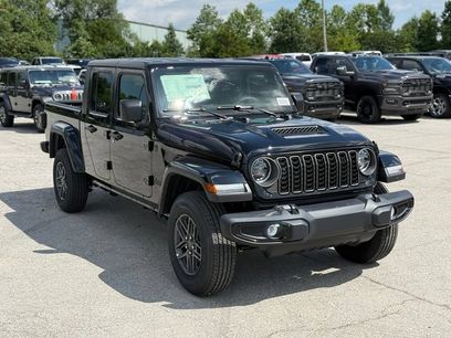 New 2026 Jeep Gladiator Sport