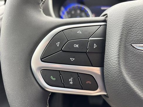 New 2026 Chrysler Pacifica Select FWD image 28