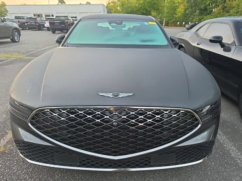 Used 2023 Genesis G90 3.5T AWD/4WD image 5