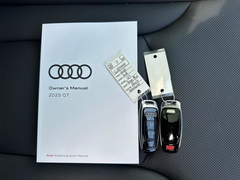 Certified 2025 Audi Q7 2.0T Premium Plus AWD/4WD image 34