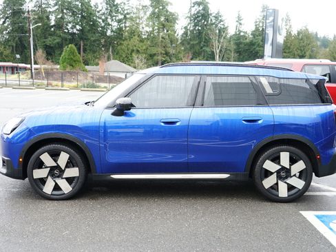Used 2025 MINI Cooper Countryman S w/ Comfort Package Max image 6
