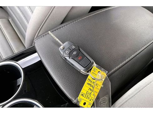 Used 2013 Ford Fusion S FWD image 12