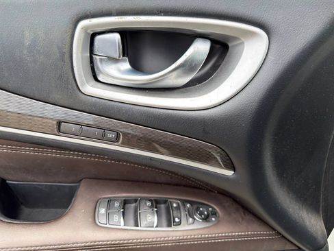 Used 2020 INFINITI QX60 Luxe w/ Essential Package FWD image 9