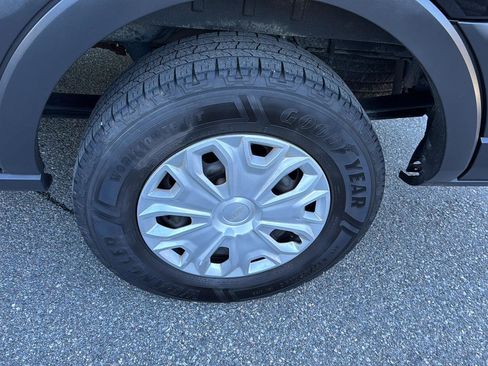 Used 2022 Ford Transit 350 XLT image 27