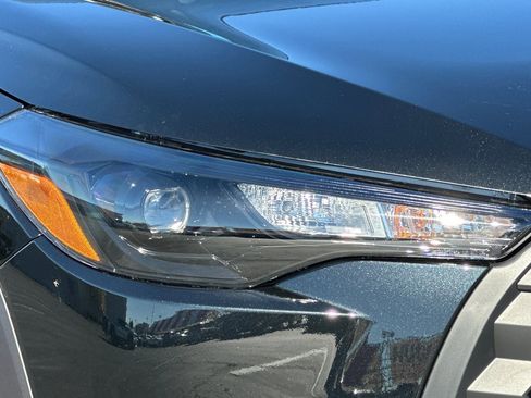 New 2026 Toyota Corolla Cross L image 29