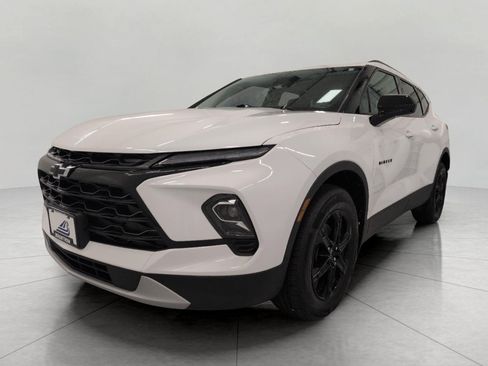 Used 2023 Chevrolet Blazer LT w/ Convenience Package AWD/4WD image 13