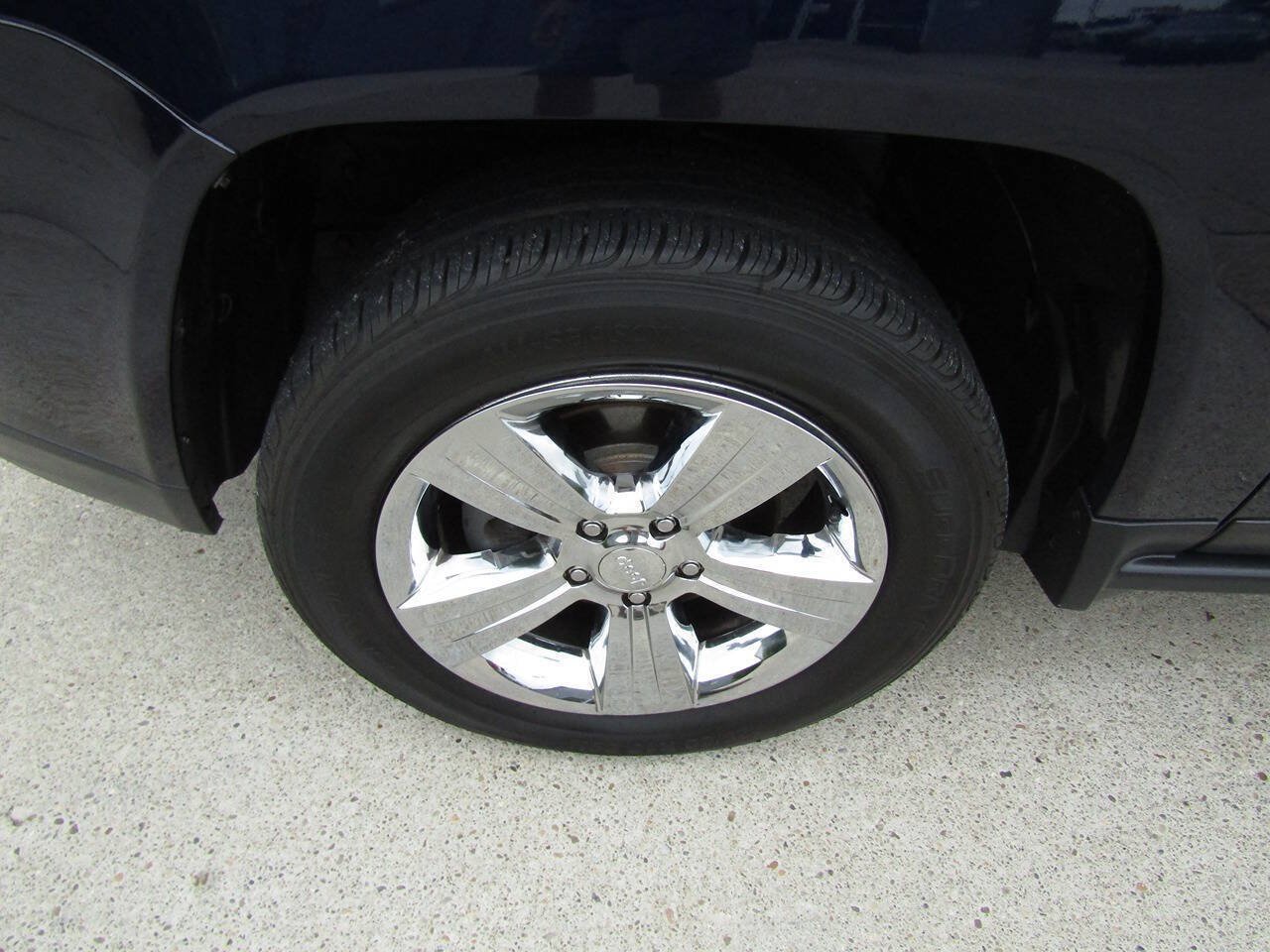 Used 2017 Jeep Compass High Altitude AWD/4WD image 20