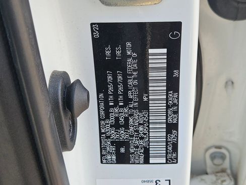 Used 2023 Toyota 4Runner SR5 Premium image 24