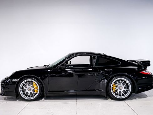 Used 2012 Porsche 911 Turbo S image 7