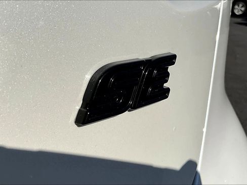 Certified 2025 Toyota Corolla SE image 9