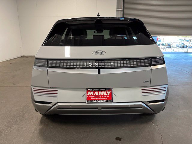Used 2023 Hyundai Ioniq 5 Limited AWD/4WD image 4