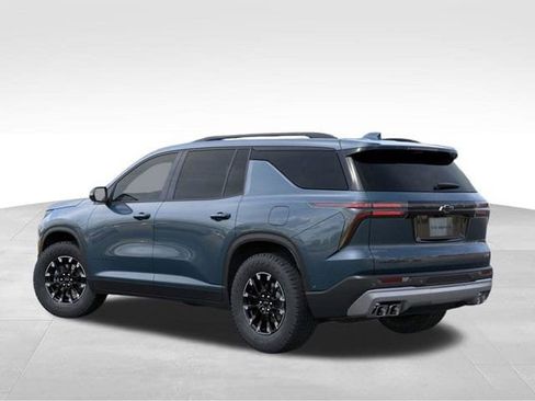 New 2026 Chevrolet Traverse Z71 w/ Enhanced Driving Package AWD/4WD image 3