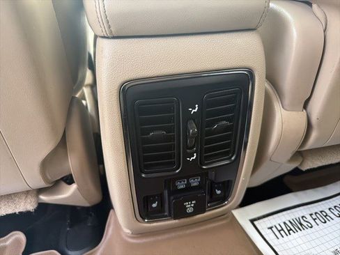 Used 2014 Dodge Durango Limited w/ Premium Group image 16