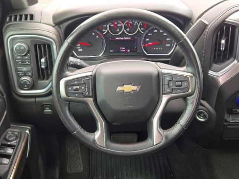 Used 2022 Chevrolet Silverado 1500 LT w/ Z71 Off-Road Package image 21
