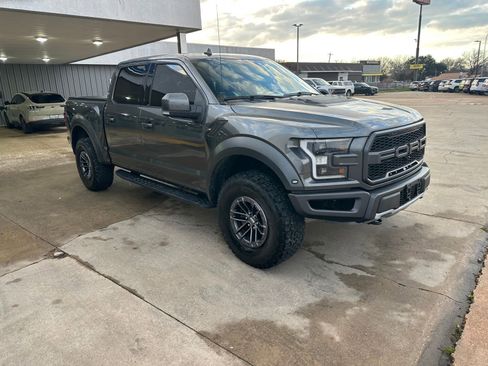 Used 2019 Ford F150 Raptor w/ Equipment Group 802A Luxury image 39