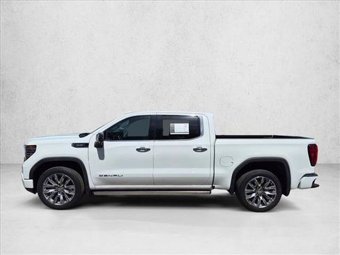 Used 2024 GMC Sierra 1500 Denali AWD/4WD image 7
