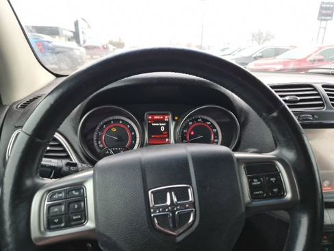 Used 2015 Dodge Journey Crossroad w/ Flexible Seating Group image 16