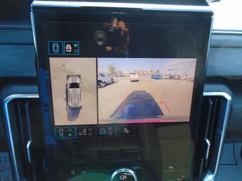 Certified 2025 GMC Acadia Elevation image 13