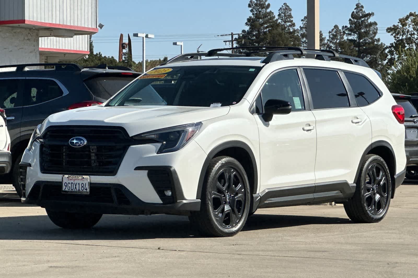 Used 2023 Subaru Ascent Onyx Edition AWD/4WD image 7