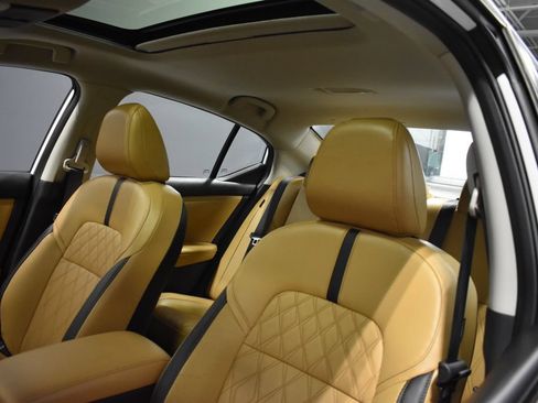Certified 2023 Nissan Sentra SV w/ SV Premium Package FWD image 16