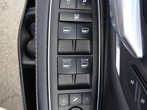 Used 2024 RAM 1500 Laramie AWD/4WD image 56