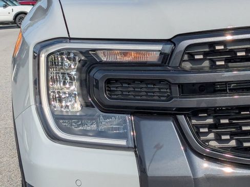 New 2026 Ford Ranger XLT w/ Equipment Group 301A High AWD/4WD image 8