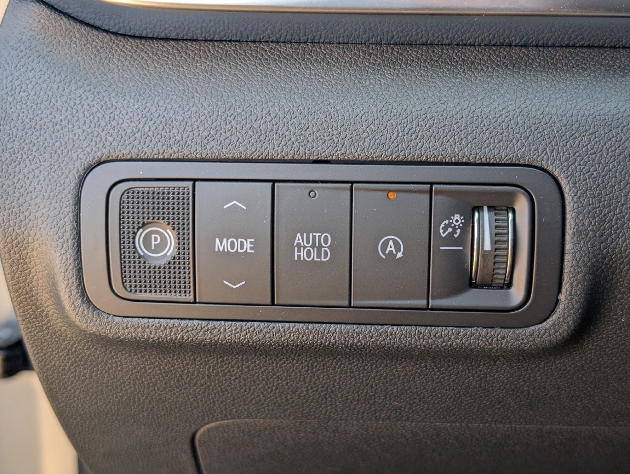 New 2027 GMC Terrain Elevation w/ LPO, Floor Liner Package FWD image 18