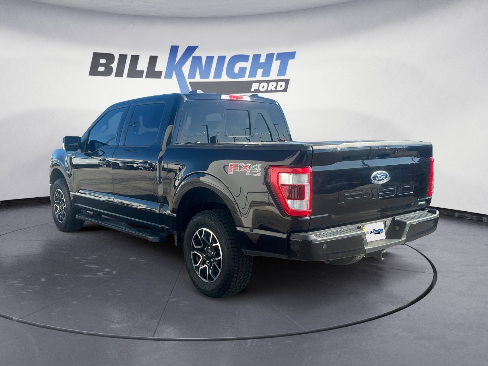 Used 2022 Ford F150 Lariat w/ Equipment Group 502A High AWD/4WD image 3