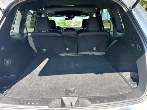 Used 2023 Honda Passport EX-L image 10