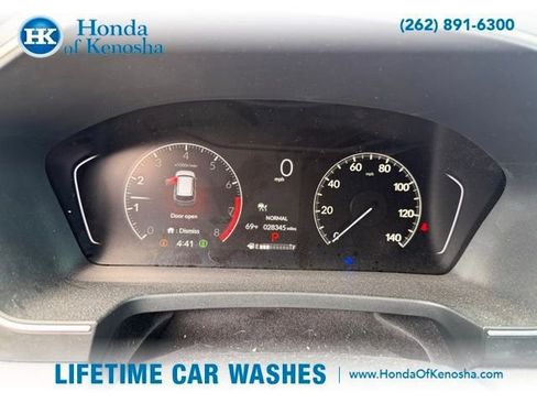 Used 2025 Honda Pilot EX-L image 6