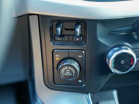 Used 2022 Ford F150 XLT w/ Equipment Group 302A High image 36