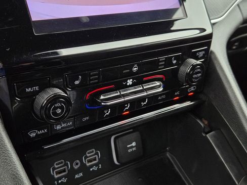 Used 2025 Jeep Grand Cherokee L Laredo RWD image 18