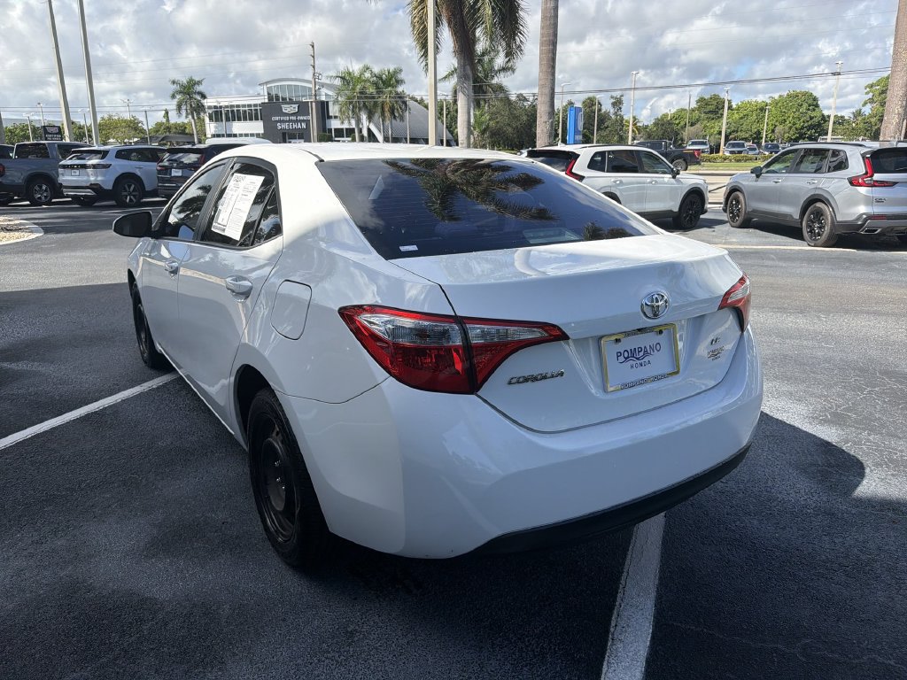 Used 2016 Toyota Corolla LE FWD image 6